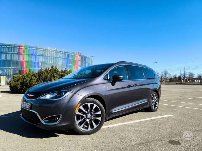 Chrysler Pacifica, 3.6 l., Минивэн