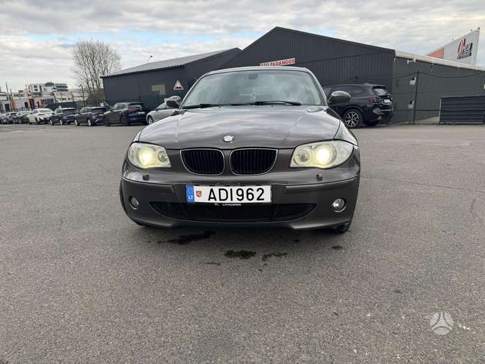 BMW 120, 2.0 l., hatchback
