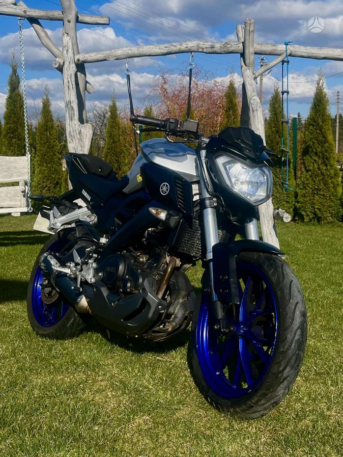 Yamaha MT 125cc, street / classic