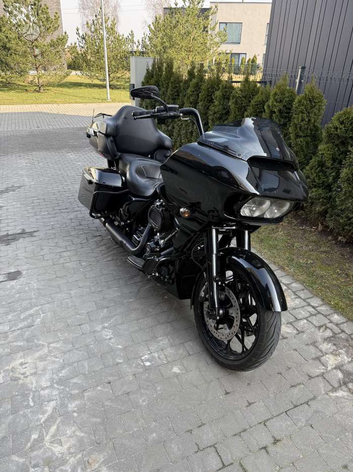 Harley-Davidson Road Glide 1868cc, чопперы / круизеры / custom