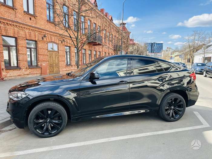 BMW X6, Внедорожник / Кроссовер