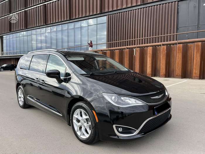 Chrysler Pacifica, 3.6 l., Минивэн