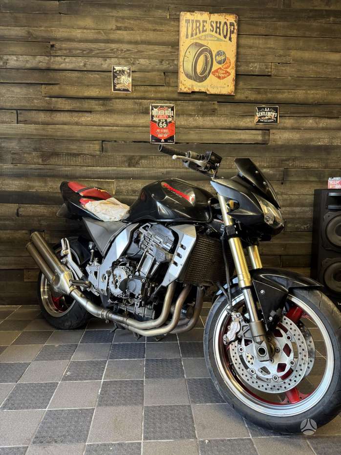 Kawasaki moto dalys (2 psl.) - Skelbiu.lt