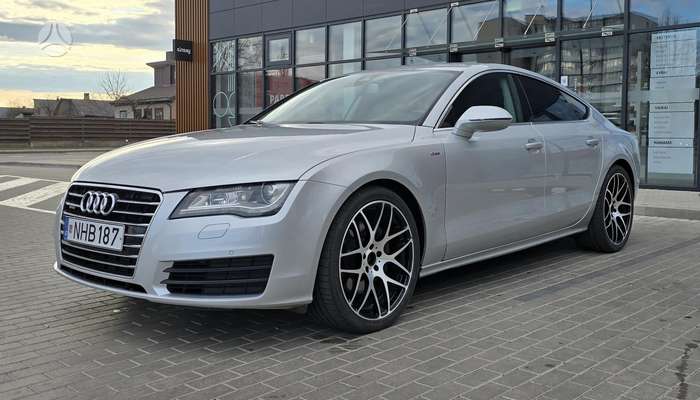 Audi A7, hatchback