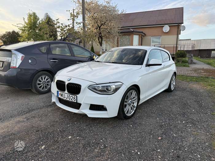 BMW 116, 2.0 l., hečbeks