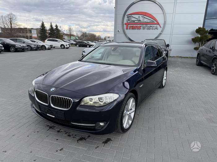 BMW 530, 3.0 l., wagon