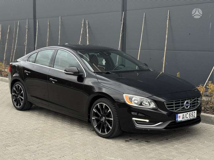 Volvo S60, 2.0 l., Седан