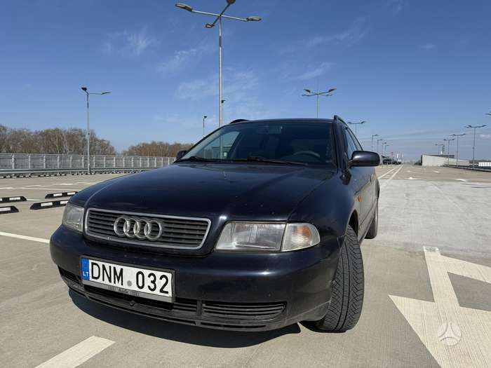 Audi A4, 1.8 l., Универсал