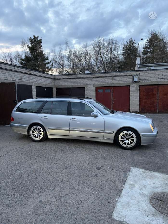 Mercedes-Benz E320, 3.2 l., Универсал