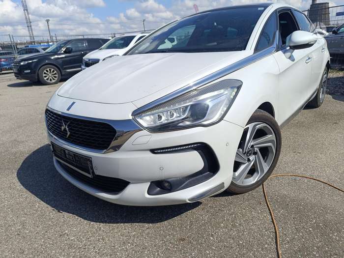 Citroen DS5, 2.0 l., Хэтчбек