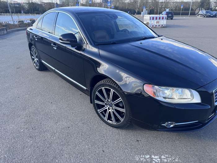 Volvo S80, 3.0 l., Седан