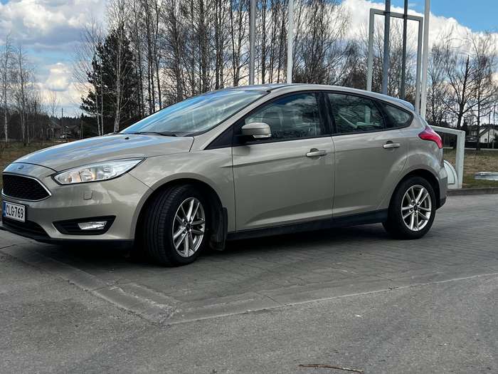 Ford Focus, 1.0 l., Хэтчбек