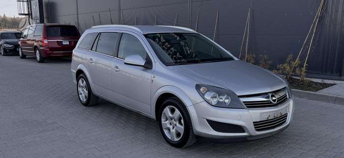Opel Astra, 1.8 l., Универсал