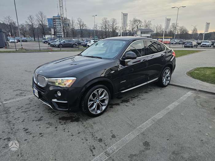 BMW X4, 2.0 l., off-road / crossover