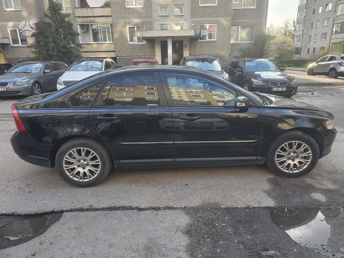 Volvo S40, 1.6 l., Седан