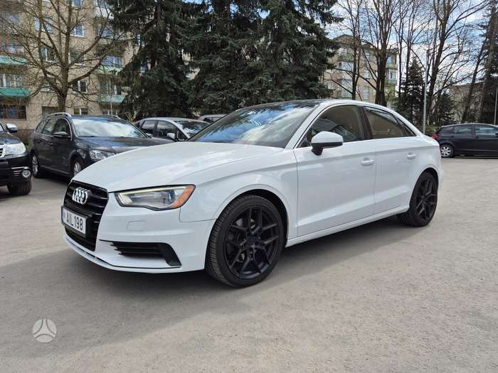 Audi A3, 1.8 l., Седан