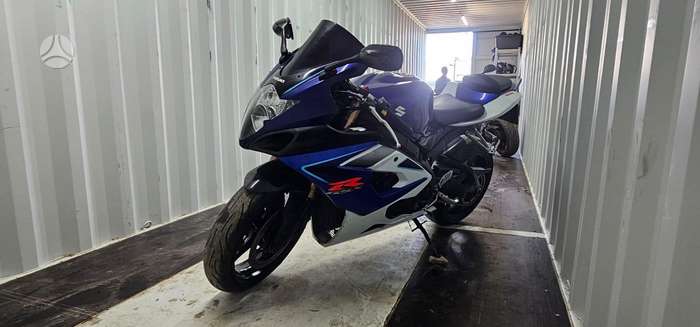 Suzuki GSX-R 1000cc, superbikes