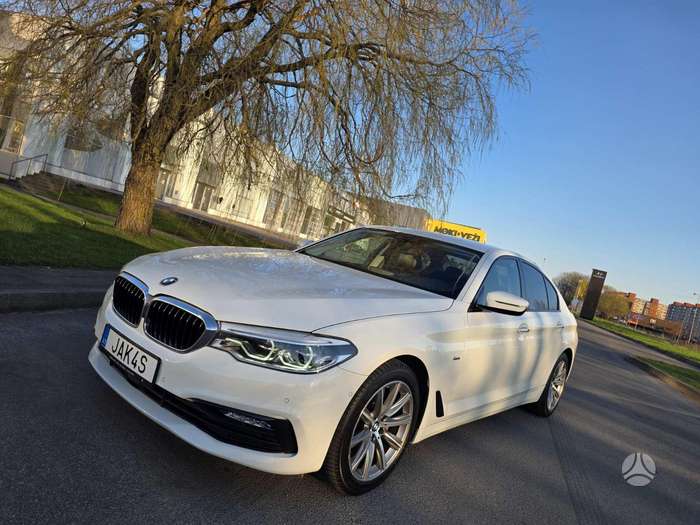 BMW 520, 2.0 l., Седан