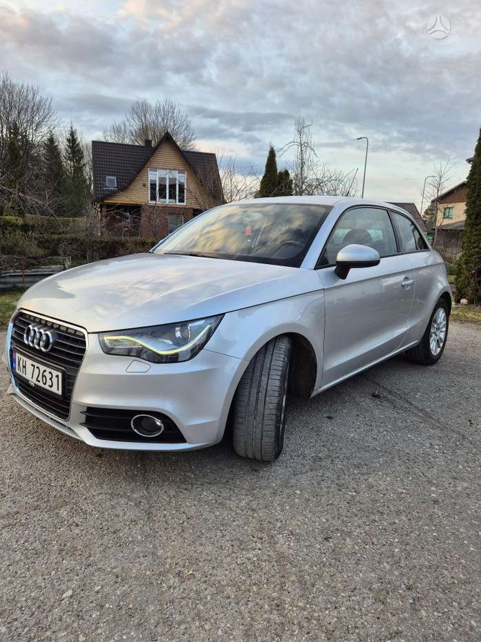 Audi A1, 1.6 l., Хэтчбек