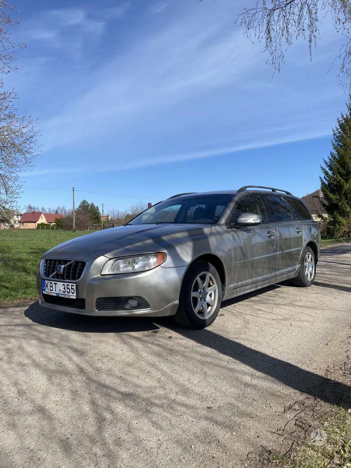 Volvo V70, 2.0 l., universalas