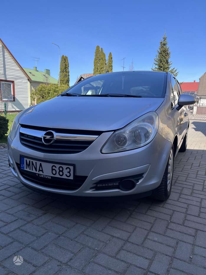 Opel Corsa, 1.0 l., Хэтчбек
