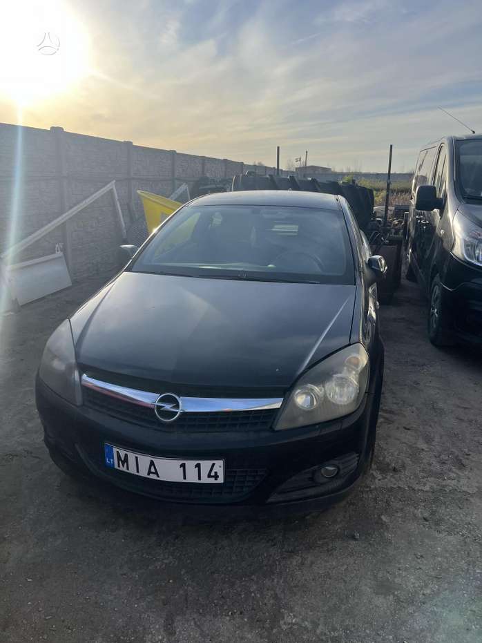Opel Astra, 1.9 l., hatchback
