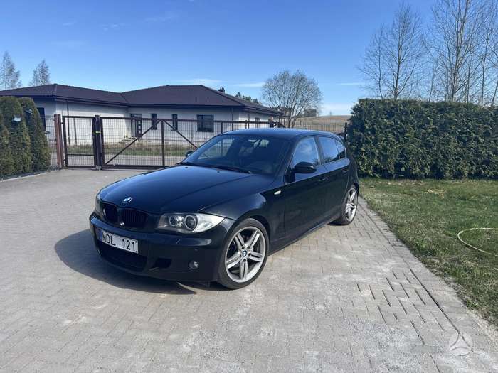 BMW 120, 2.0 l., hatchback