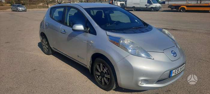 Nissan Leaf, 24 kWh, hatchback
