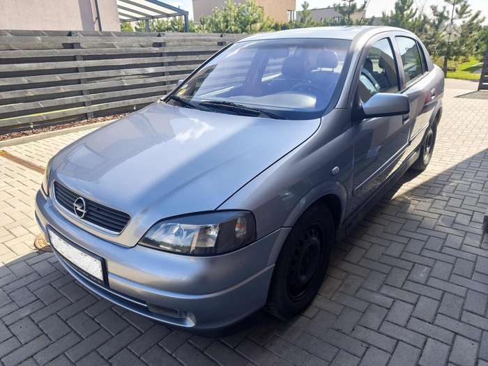 Opel Astra, 2.0 l., hatchback