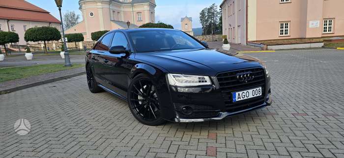 Audi A8, 3.0 l., Седан