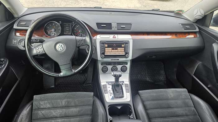 Volkswagen Passat, 3.2 l., Седан