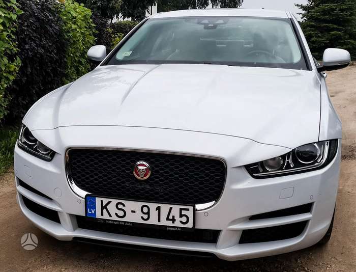Jaguar XE, 2.0 l., Седан