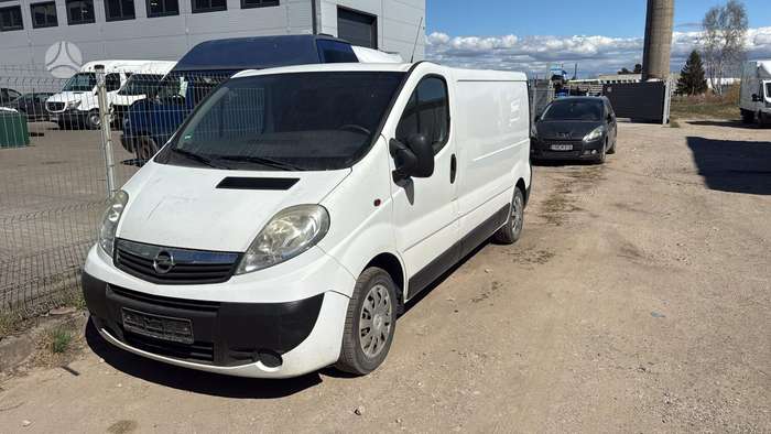 Opel Vivaro, 2.0 l., Коммерческий