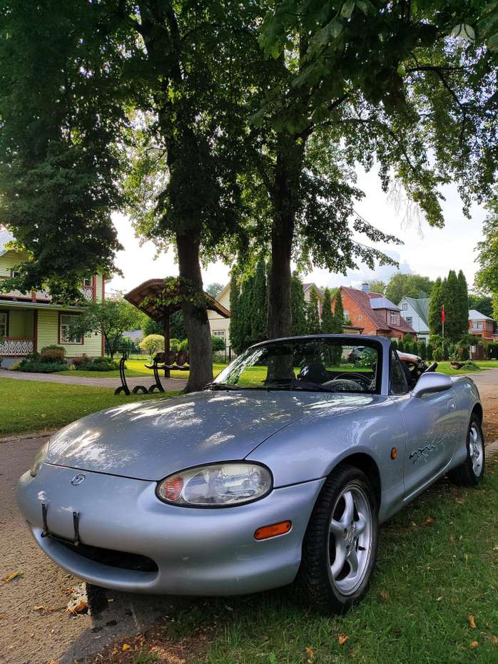 Mazda MX-5, 1.6 l., Кабриолет