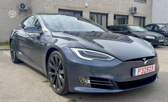 Tesla Model S, 100 кВт·ч, Хэтчбек