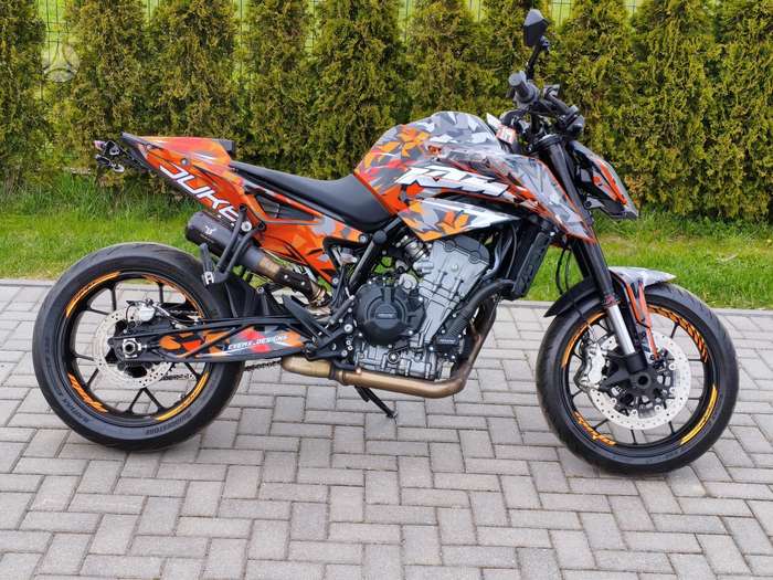 KTM Duke 790cc, street / classic