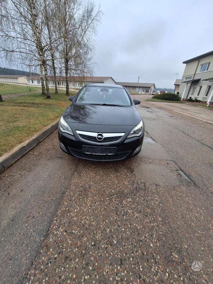 Opel Astra, 2.0 l., hatchback