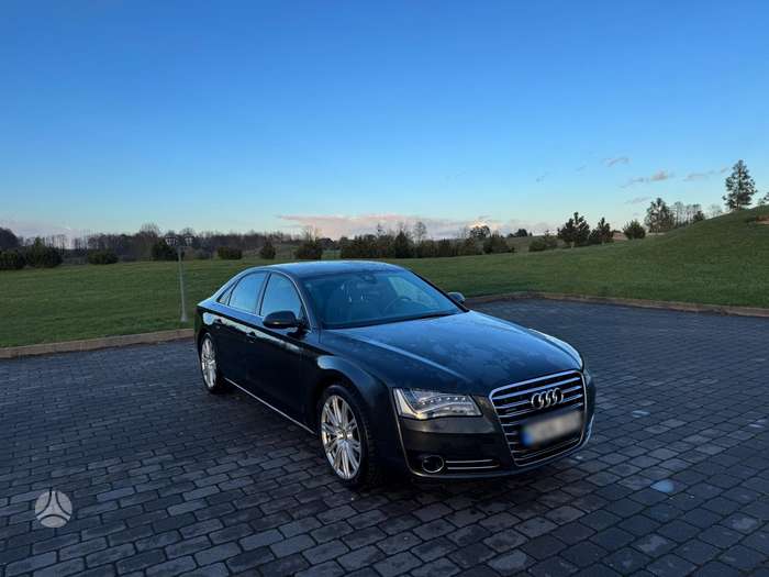 Audi A8, 3.0 l., Седан