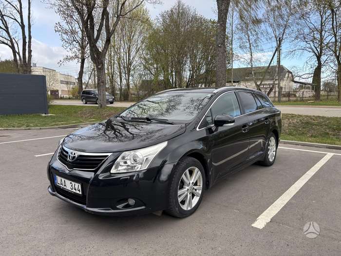 Toyota Avensis, 2.2 l., Универсал