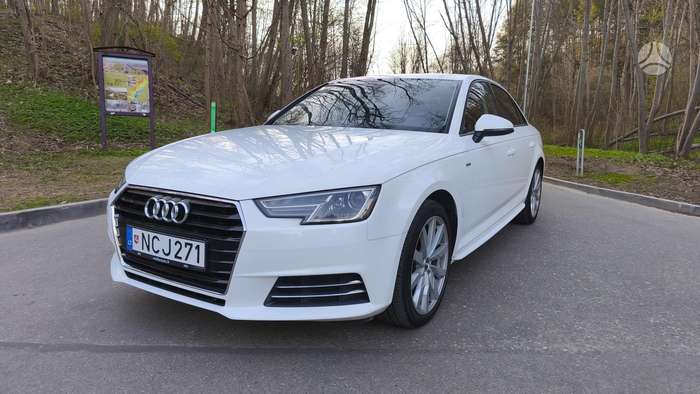 Audi A4, 2.0 l., saloon / sedan