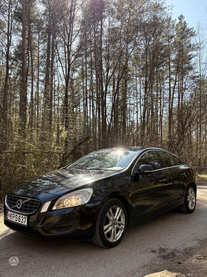 Volvo S60, 2.0 l., Седан