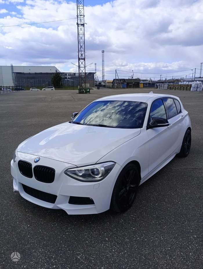 BMW 116, 1.6 l., hatchback