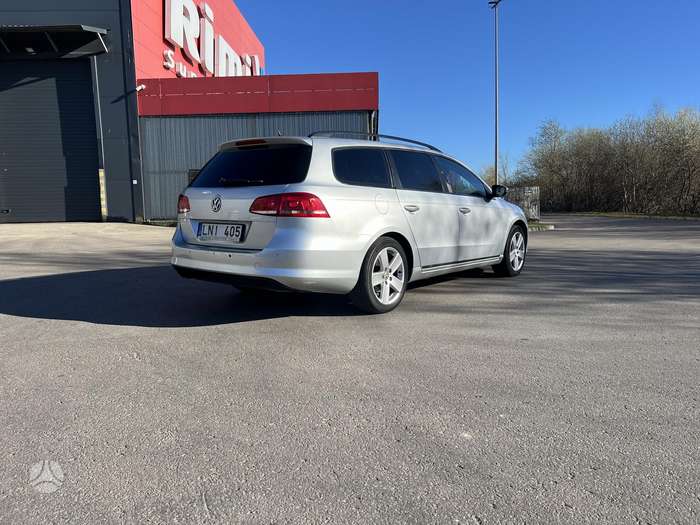 Volkswagen Passat, 2.0 l., Универсал
