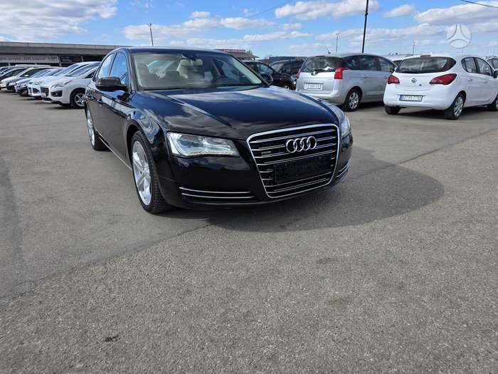 Audi A8, 3.0 l., Седан