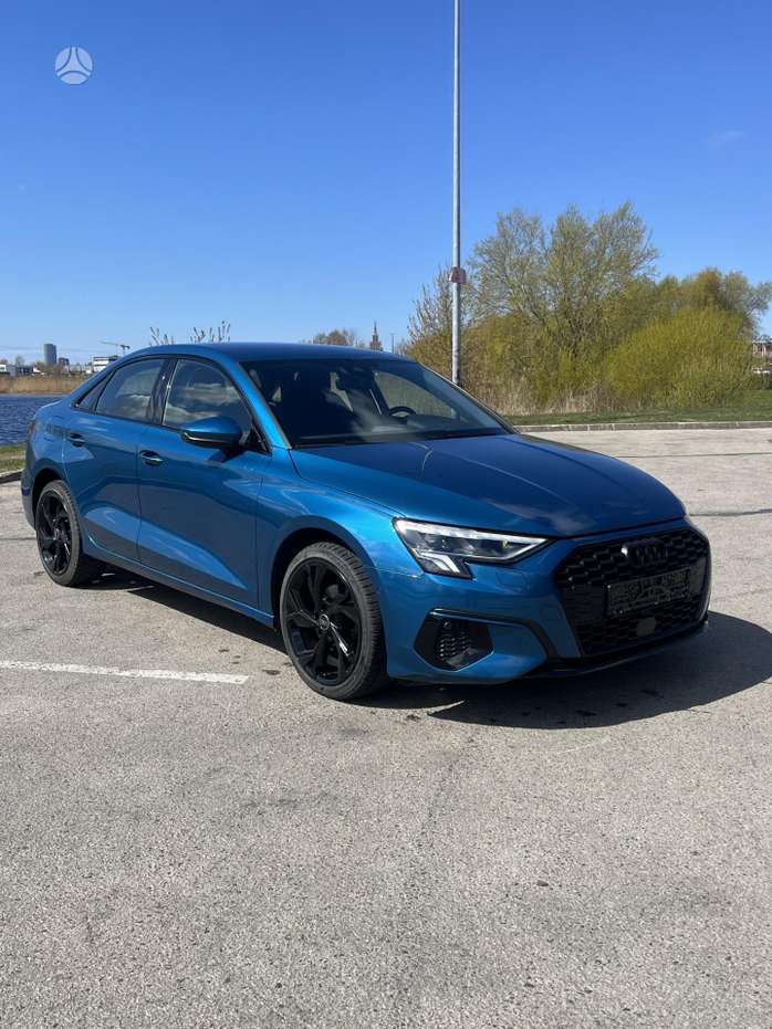 Audi A3, 1.0 l., Седан