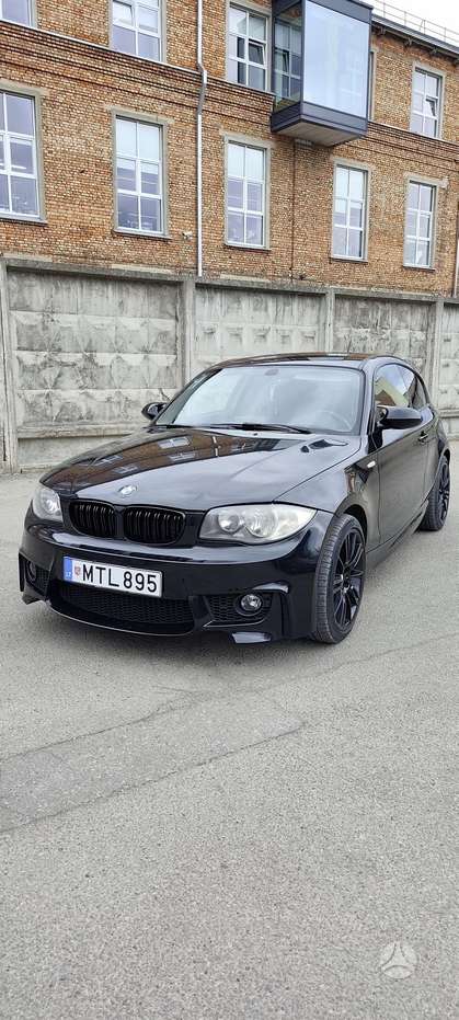 BMW 118, 2.0 l., hatchback