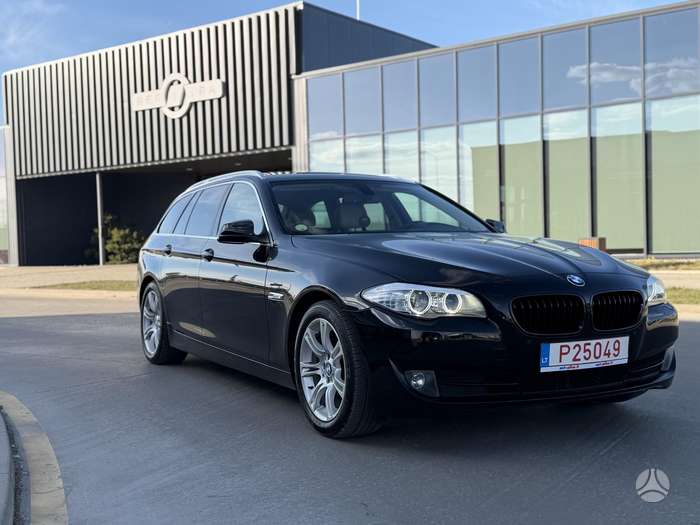 BMW 520, 2.0 l., wagon