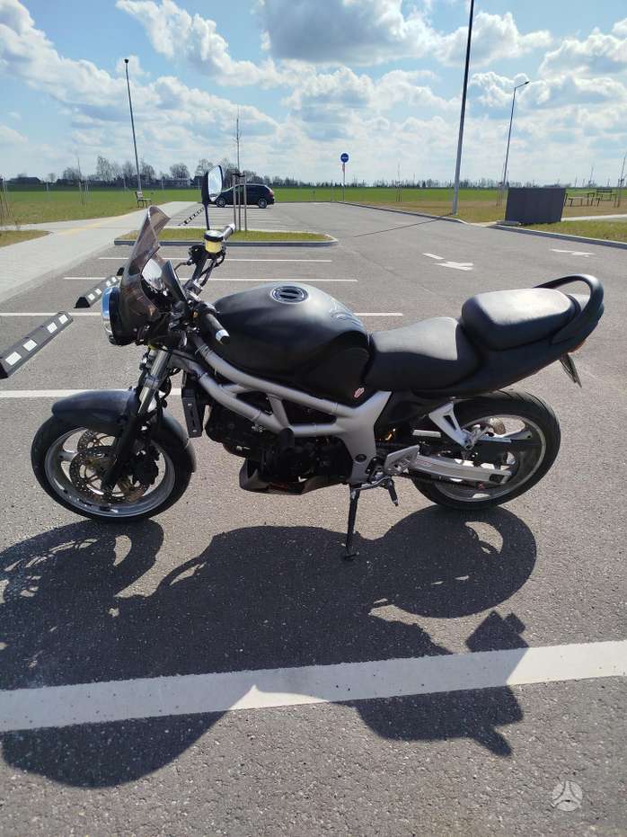 Suzuki SV 650cc, street / classic