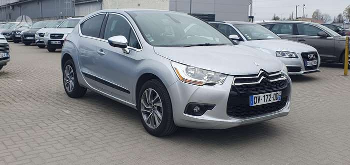 Citroen DS4, 1.2 l., Хэтчбек