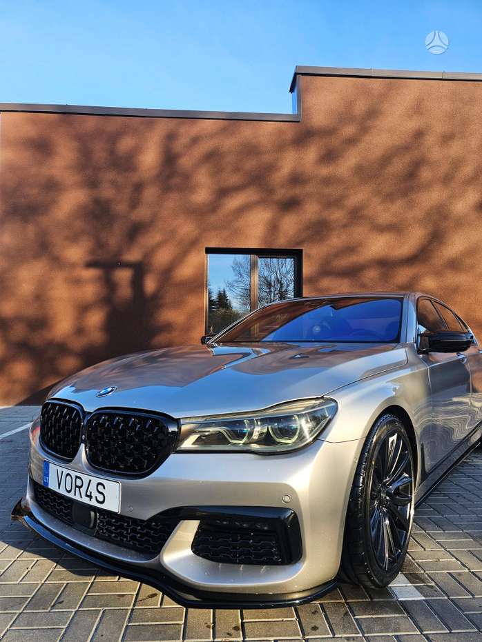 BMW 740, 3.0 l., Седан